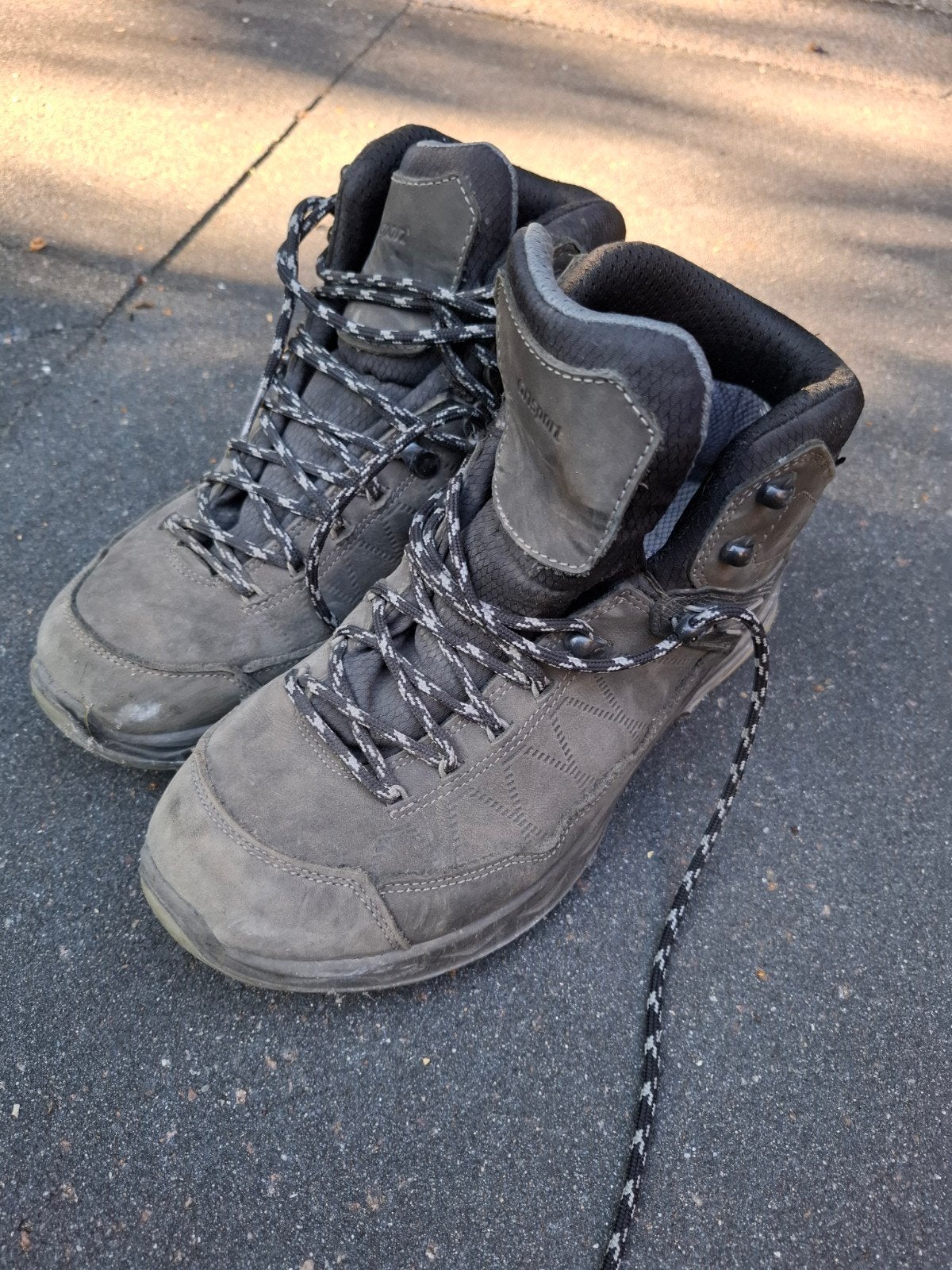 wandelschoenen 42, Ophalen, Zo goed als nieuw, Schoenen