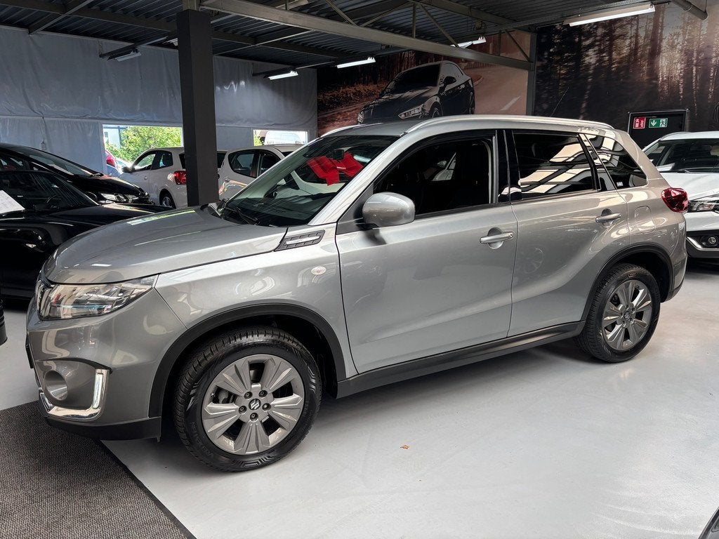 Suzuki Vitara 1.4 Boosterjet Select Smart Hybrid / Navi / St, Auto's, Suzuki, Stof, Gebruikt, 4 cilinders, 400 kg