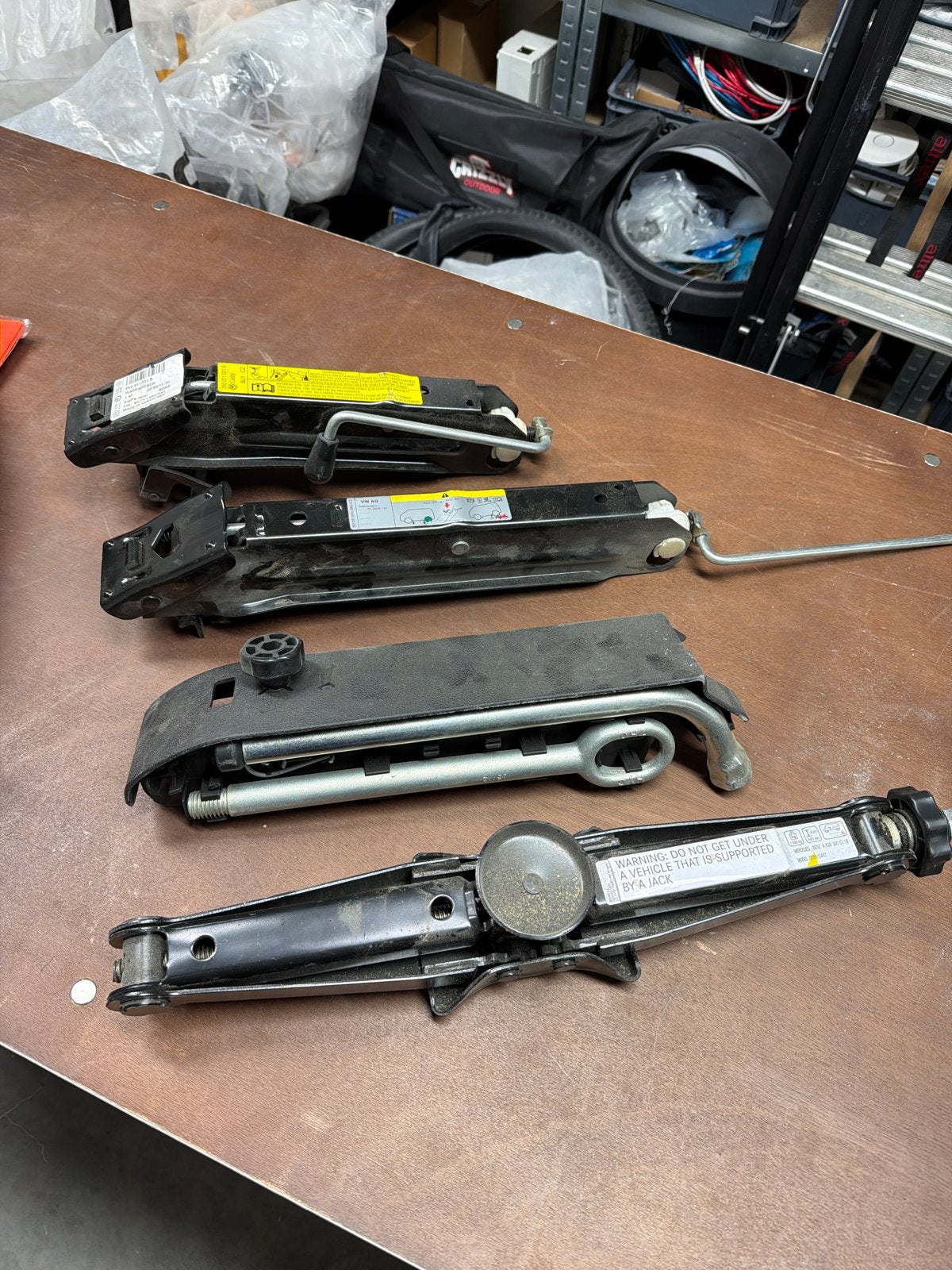 Originele krikken VW en Mercedes - Diverse modellen, Auto diversen, Ophalen, Gebruikt, Mechanisch, Schaarkrik