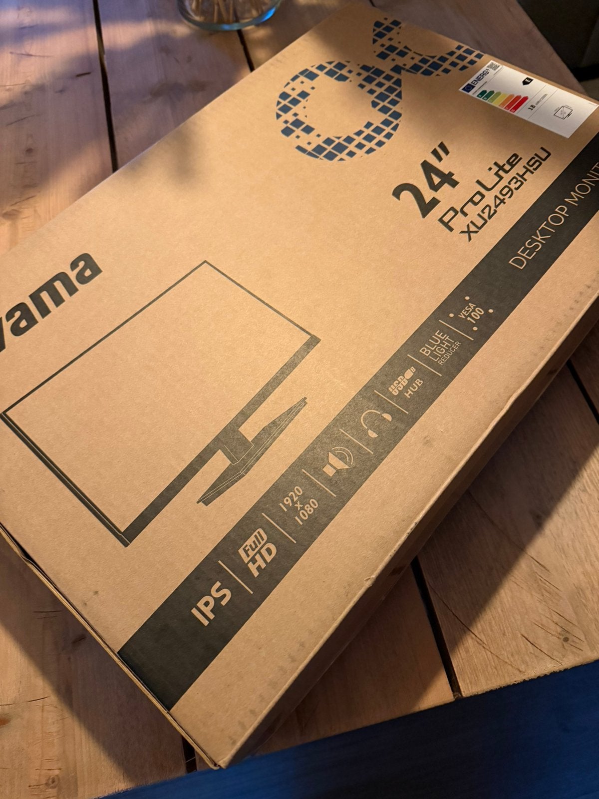 Ilyama ProLite, 2 beeldschermen, Computers en Software, Ophalen, 101 t/m 150 Hz, Zo goed als nieuw, Quad HD (2K)