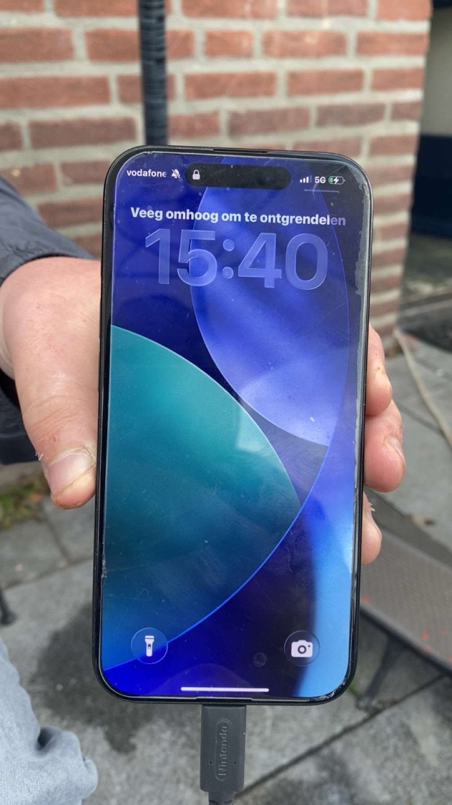 iPhone 15 Pro met defecte achterkant, Telecommunicatie, Ophalen of Verzenden, Gebruikt, IPhone 15 Pro