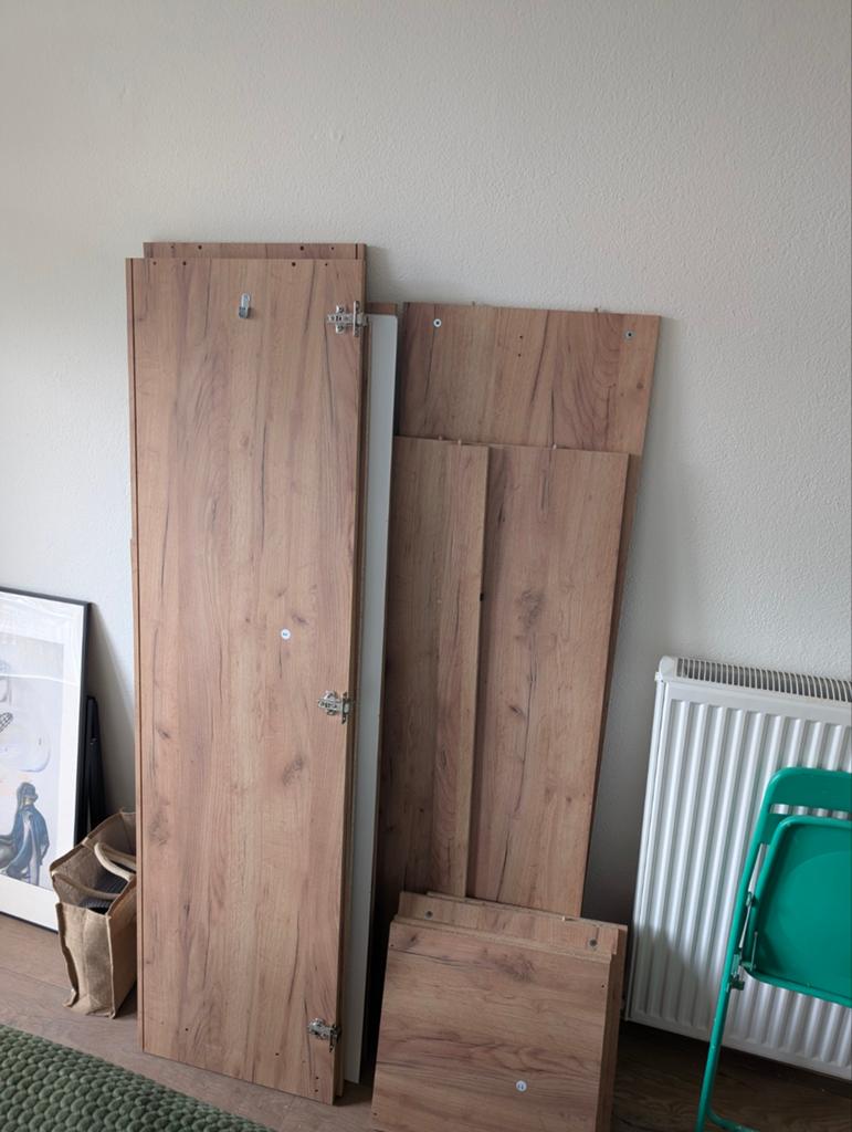 JYSK Kledingkast JENSLEV naturel eiken 3 deuren, Huis en Inrichting, Gebruikt, 100 tot 150 cm, Modern, Scandinavisch, 150 tot 200 cm