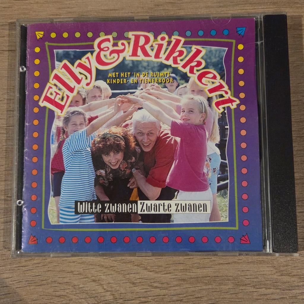 Elly & Rikkert - Witte Zwanen Zwarte Zwanen CD (24 nummers), Cd's en Dvd's, Cd's | Kinderen en Jeugd, Ophalen of Verzenden, Gebruikt
