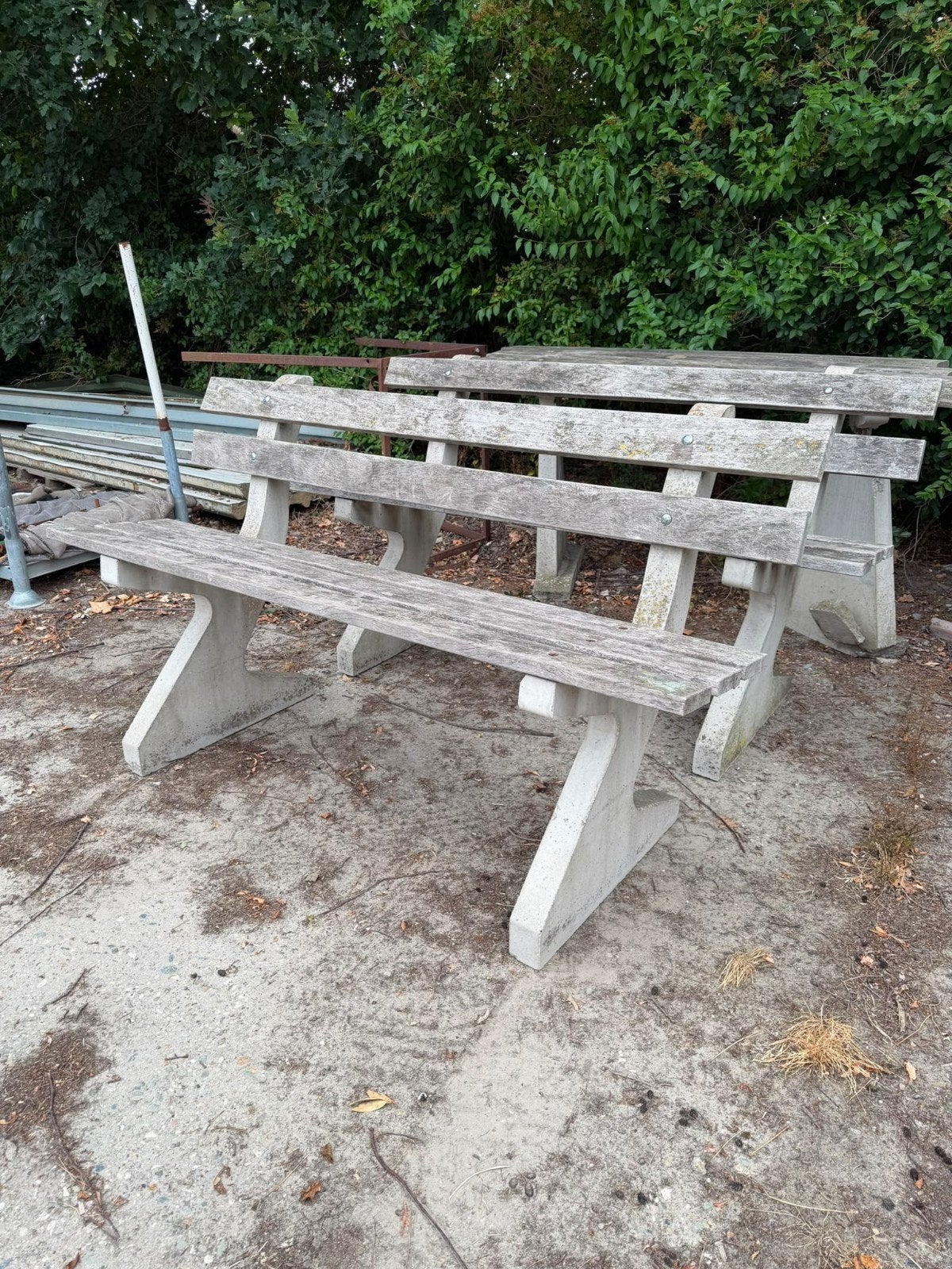 Robuuste tuinbanken van beton en hout, Tuin en Terras, Ophalen, Gebruikt, Hout