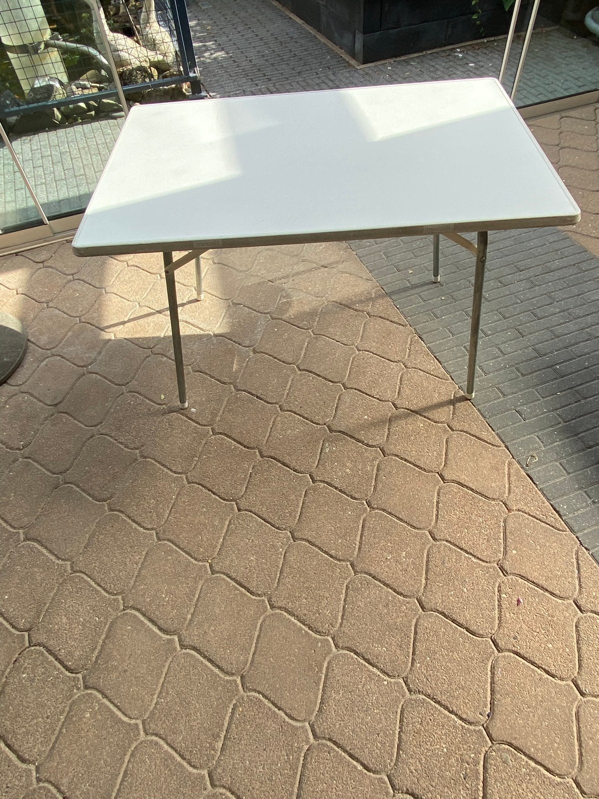 Camping tafel, Caravans en Kamperen, Ophalen, Gebruikt, Campingtafel