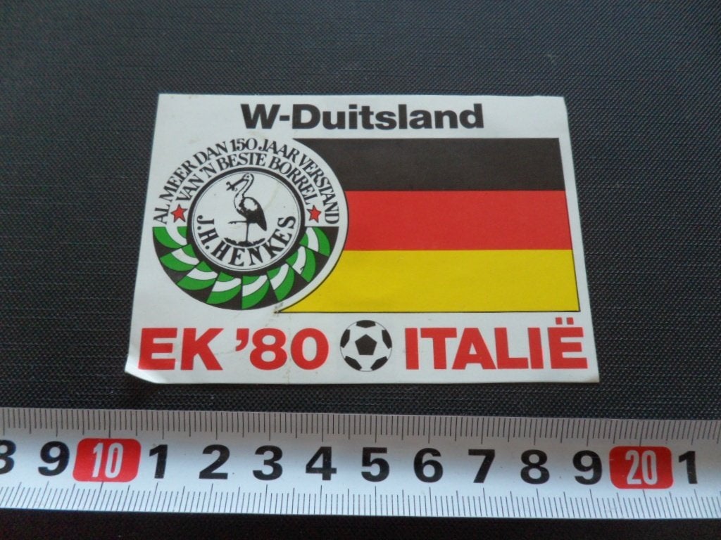 sticker EK '80 Italië W- Duitsland  Henkes jenever, Ophalen, Zo goed als nieuw