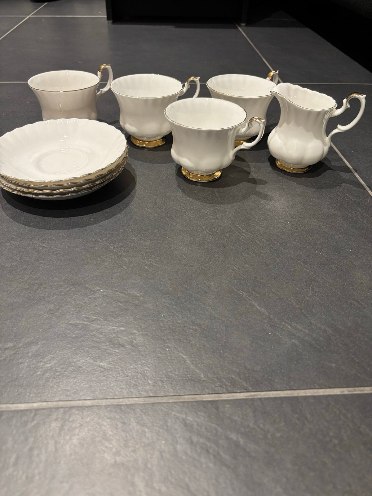 Royal Albert Val D'or Servies Set, Gebruikt, Klassiek, Ophalen of Verzenden, Royal Albert
