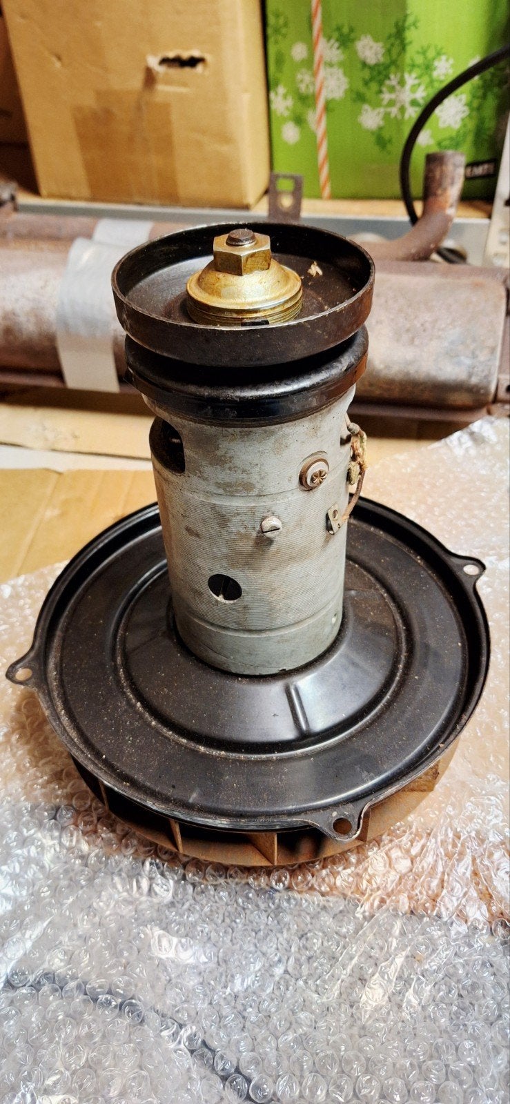 Motor plaatwerk met dynamo 6v ovaal kever, Voor, Ophalen of Verzenden, Volkswagen, Motorkap