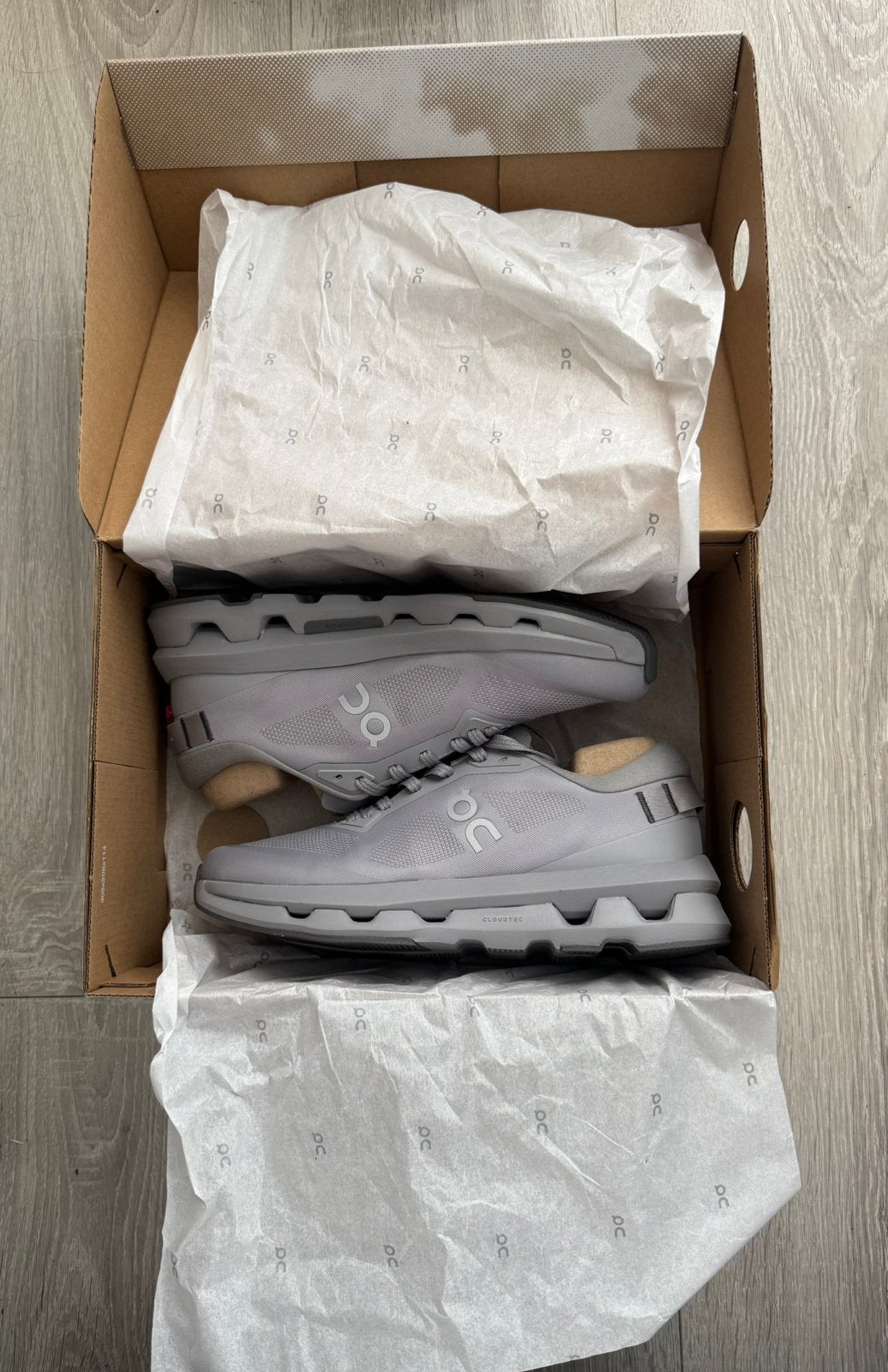 On sneaker NEW, Kleding | Dames, Schoenen, Ophalen of Verzenden, Nieuw, Sneakers of Gympen