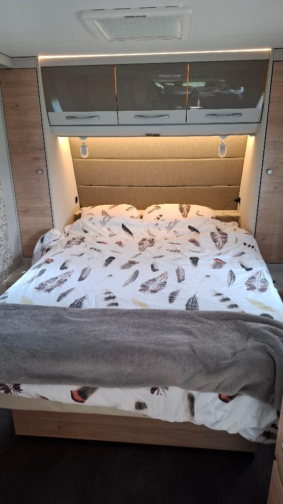 Dethleffs 530Dr, Rondzit, 7 tot 8 meter, Particulier, Dethleffs