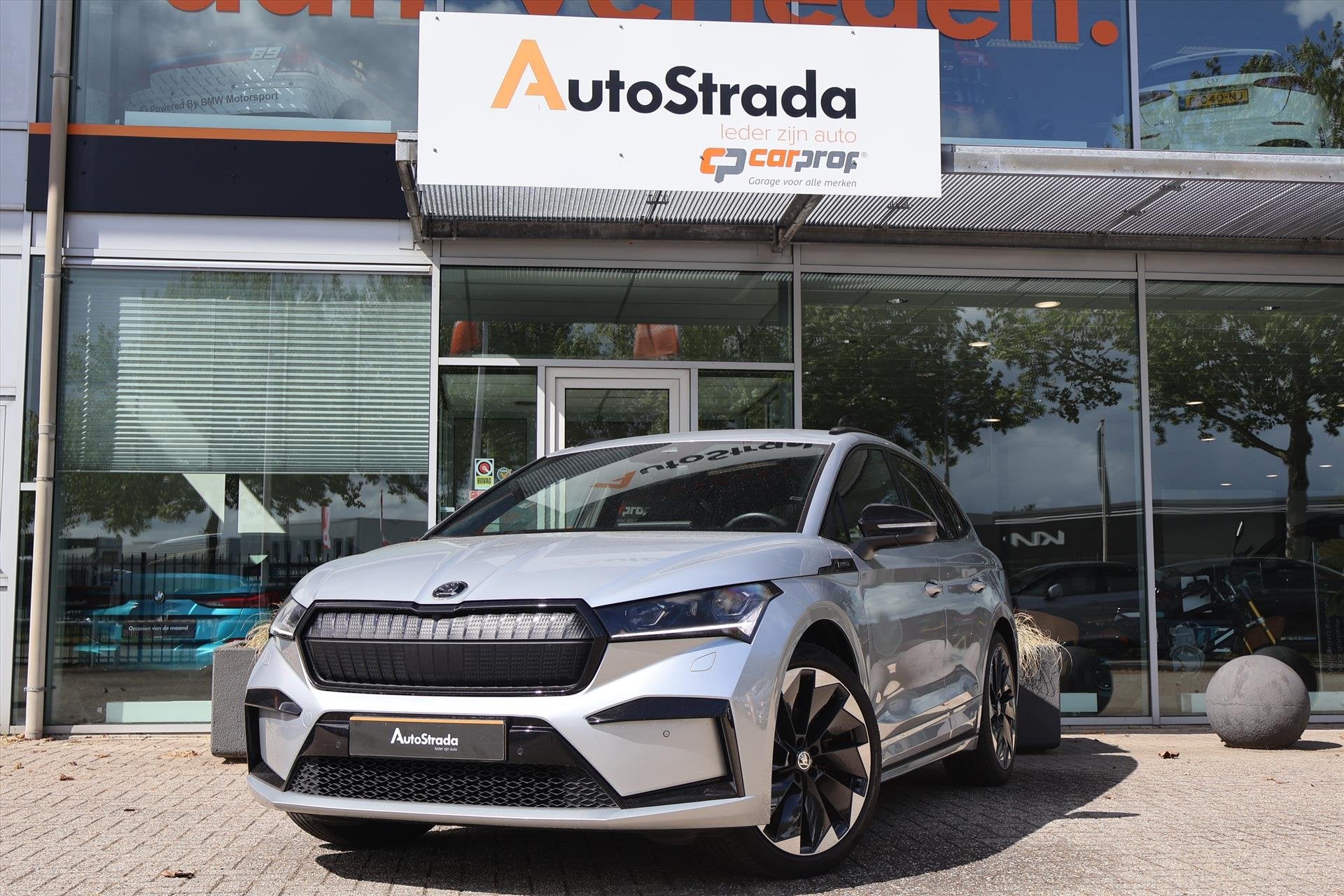 Skoda Enyaq Iv 60 SportLine 180pk SoH 94% I Navi I Camera I, Gebruikt, Met garantie (alle), 179 pk, Origineel Nederlands