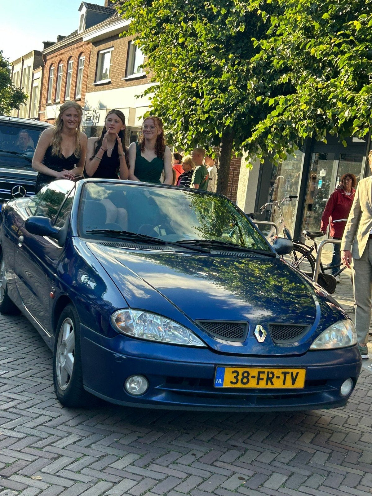 Renault Mégane 1,6 16V  bj 2000, Auto's, Voorwielaandrijving, Stof, 4 cilinders, Cabriolet