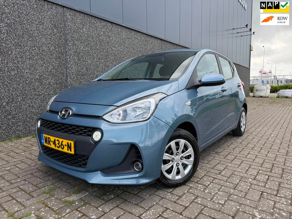 Hyundai I10 1.0i Go! 2017 / NAVI / CRUISE / CARPLAY / CLIMA, Auto's, Voorwielaandrijving, Gebruikt, Origineel Nederlands, Bedrijf