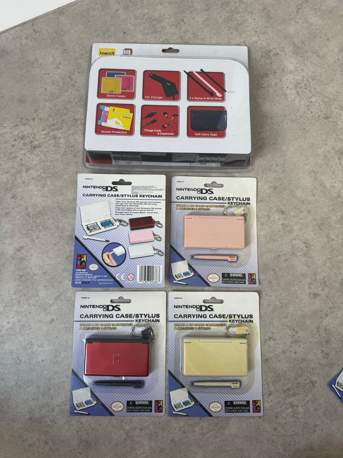 Partij Nintendo DS Lite Travel Pack & Carrying Cases, Ophalen of Verzenden, Nieuw, DS Lite, Hoesje, Tasje of Behuizing