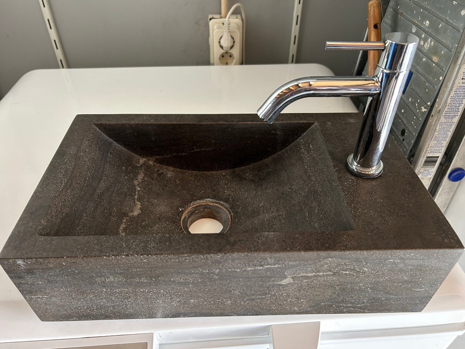 Hardsteen fonteinset, Ophalen, Zo goed als nieuw, Wastafel