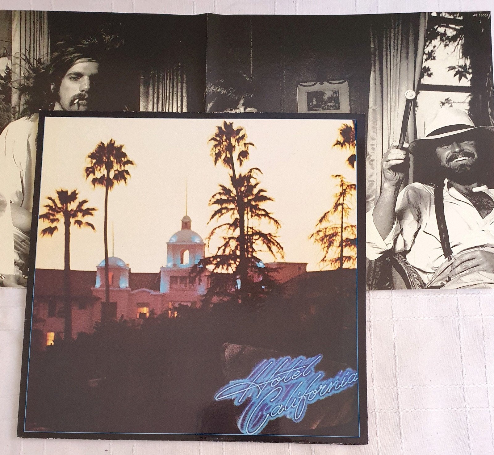 LP Eagles - Hotel California - AS 53 501 (7E-1084), Cd's en Dvd's, Vinyl | Rock, Zo goed als nieuw, Inclusief binnenhoes, Inclusief poster