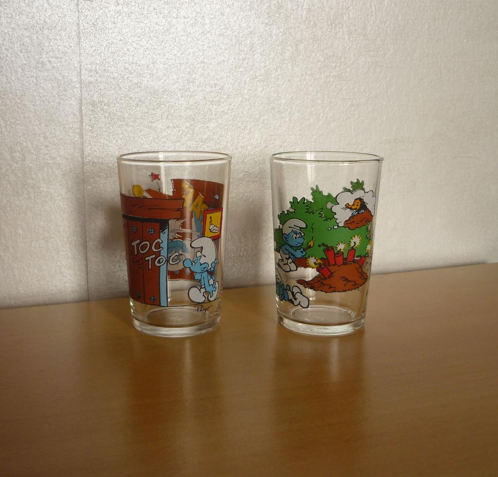 Lot vintage retro 2 drinkglazen Benedictin glas De Smurfen, Ophalen of Verzenden, Glas, Overige stijlen, Glas of Glazen