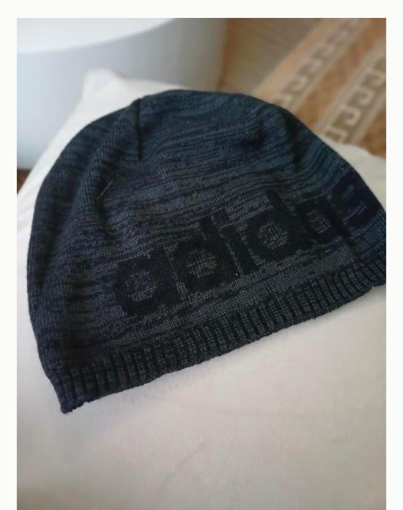 Muts, Overige maten, Ophalen of Verzenden, Zo goed als nieuw, Adidas