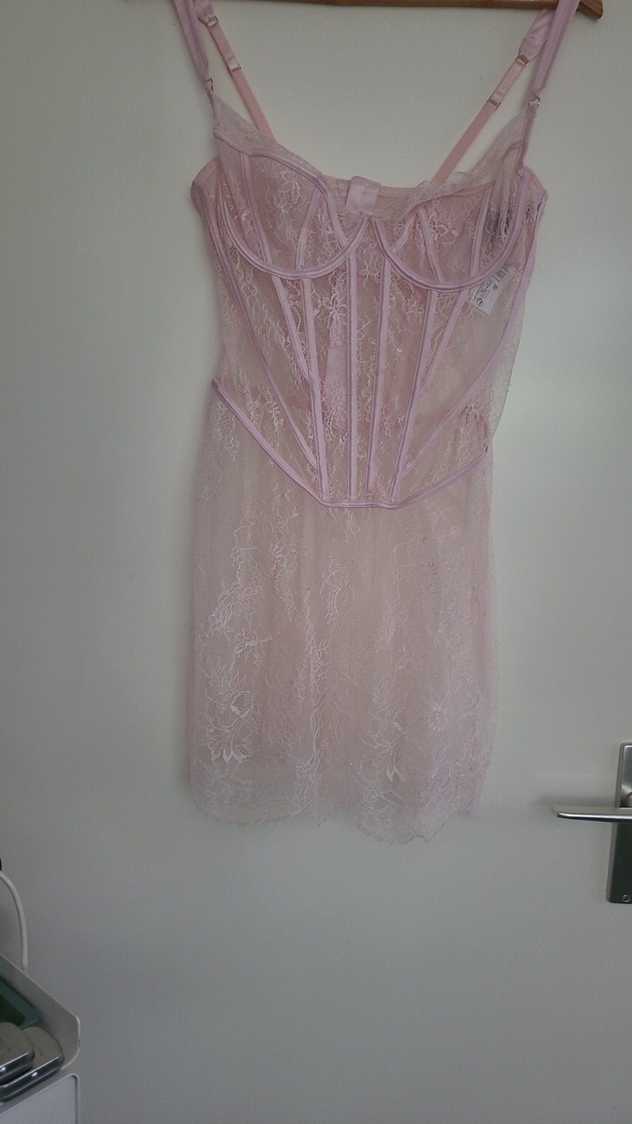 Roze Kanten Body/Korset Jurkje, Onbekend, Ophalen of Verzenden, Roze, Body of Korset