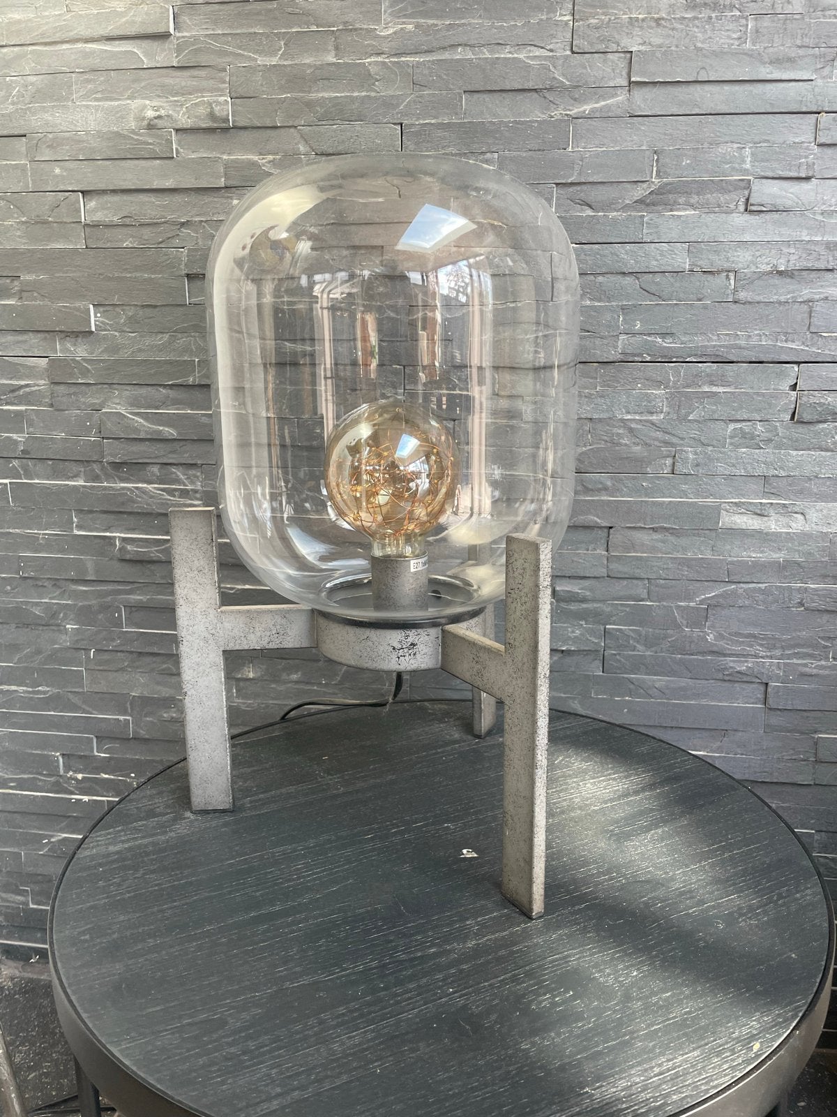 Moderne tafellamp met glazen kap en Edison lamp, Inclusief lichtbron, Modern, Zilver, E27 (groot)