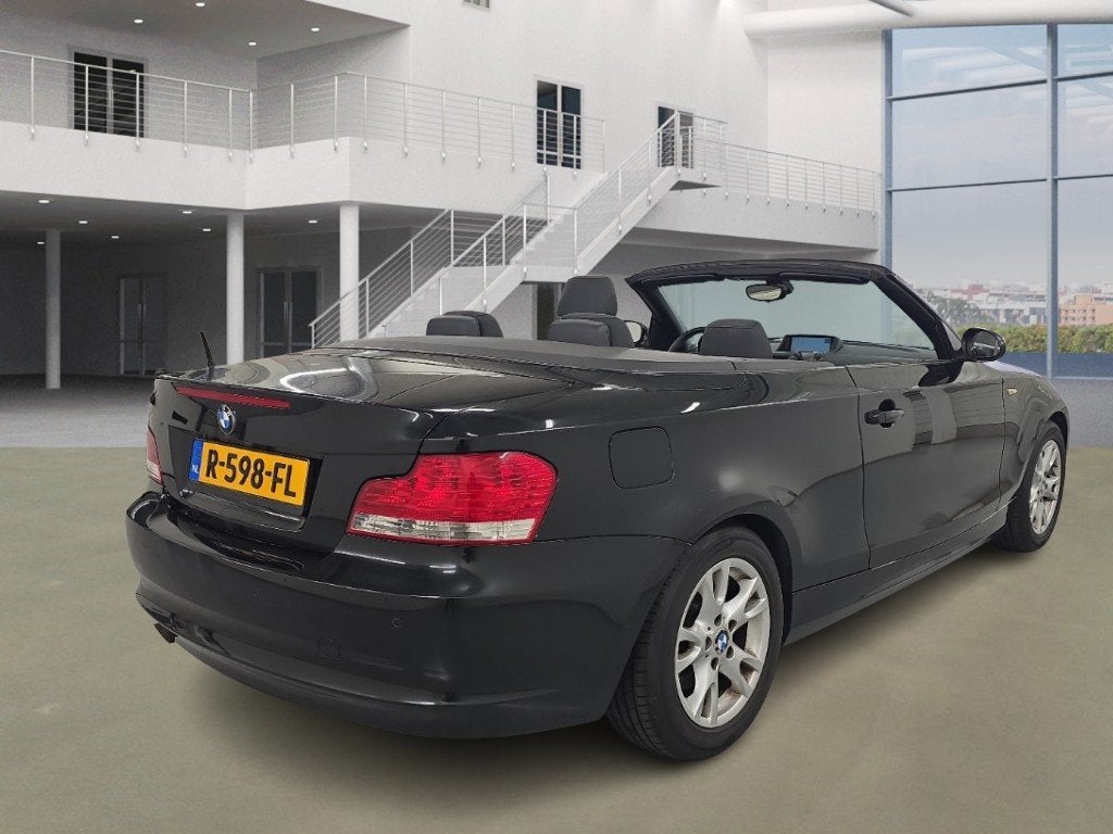 BMW 1-serie Cabrio 118d AUTOMAAT 2009/HIGH EXE/LEDER/BREEDBE, Auto's, Euro 5, Zwart, 4 cilinders, Cabriolet