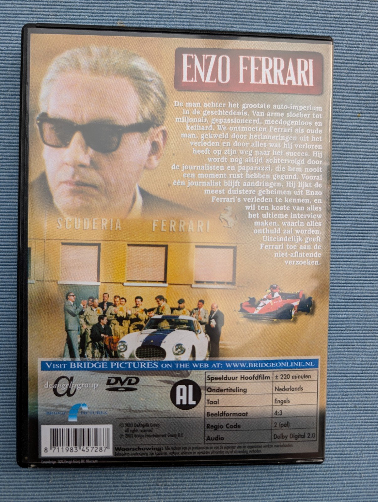 DVD "Enzo Ferrari - De man achter het auto-imperium", Ophalen of Verzenden, Zo goed als nieuw