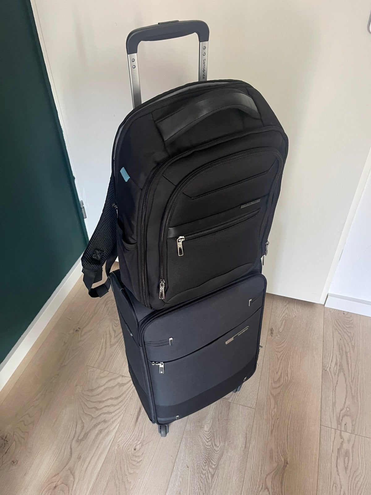 Samsonite Superlight kofferset + laptoprugzak – goede staat, Sieraden, Tassen en Uiterlijk, Ophalen, Zo goed als nieuw, Wieltjes