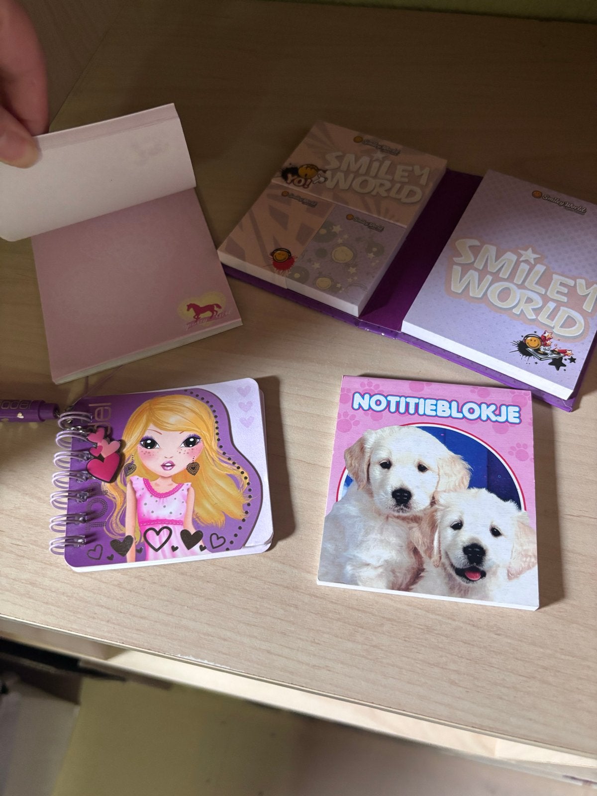 4 notitie blokjes TopModel paarden hondjes en Smiley World, Ophalen of Verzenden, Nieuw, A7