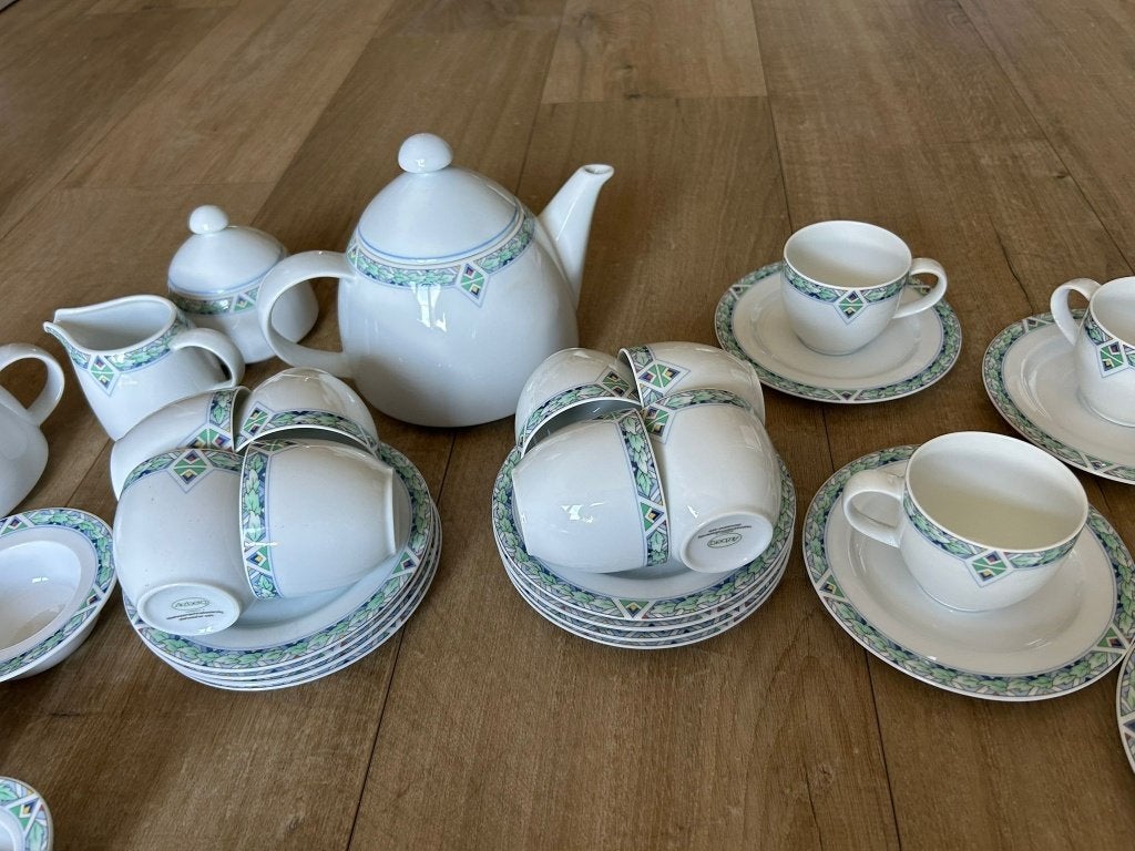 Compleet en net koffie en thee servies van Arzberg, Gebruikt, Arzberg, Ophalen of Verzenden, Overige stijlen