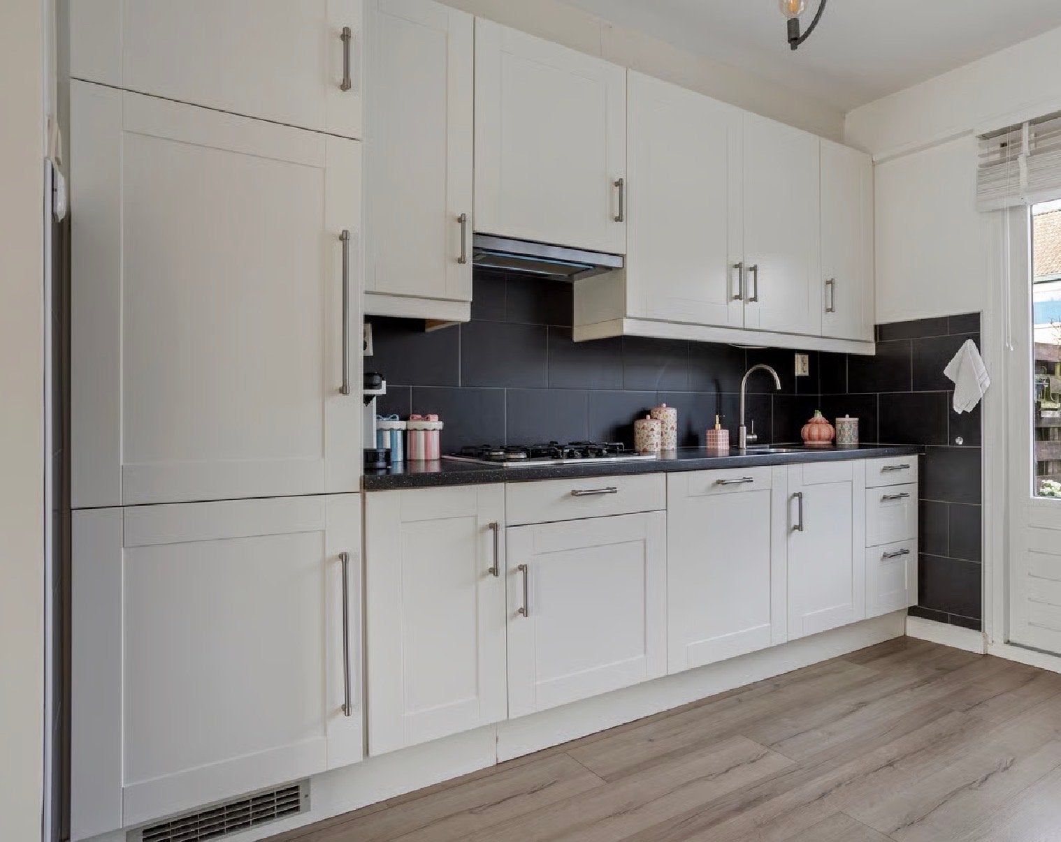 Witte keuken parallel, 3 meter breed, zelf demonteren, Huis en Inrichting, Ophalen, Gebruikt, Wit, Dubbelwandige keuken