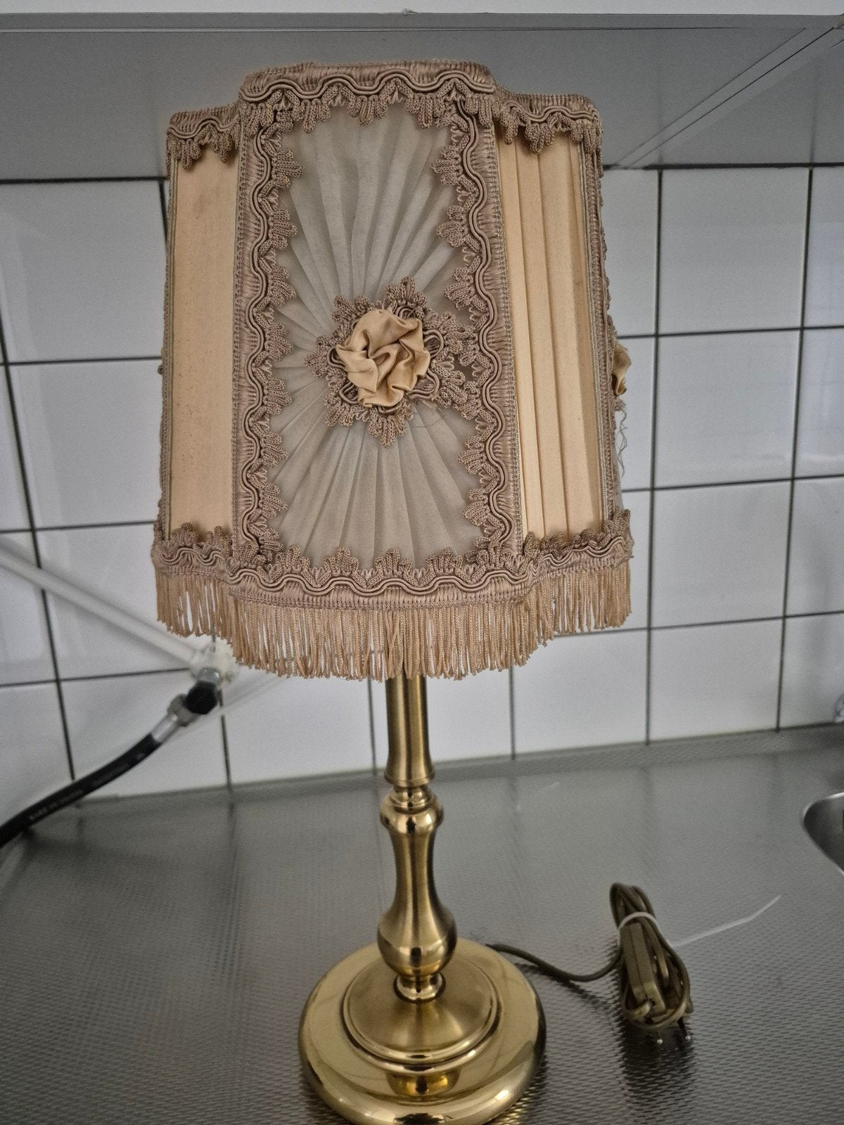 klassieke tafellamp/schemerlamp, Huis en Inrichting, Gebruikt, Ophalen, Beige, Metaal