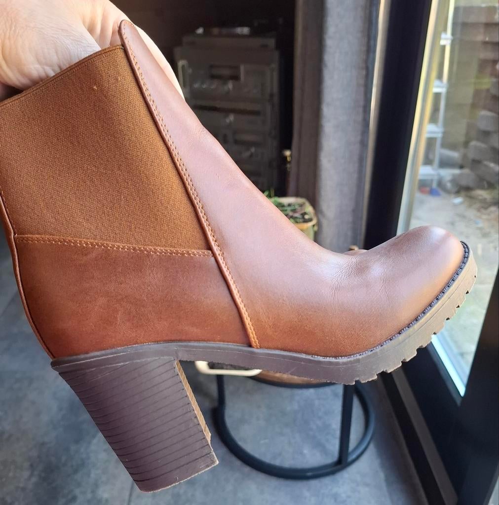 Mooie Maite Kelly laarsjes, cognackleur, maat 38, Kleding | Dames, Schoenen, Bruin, Lage of Enkellaarzen, Ophalen of Verzenden