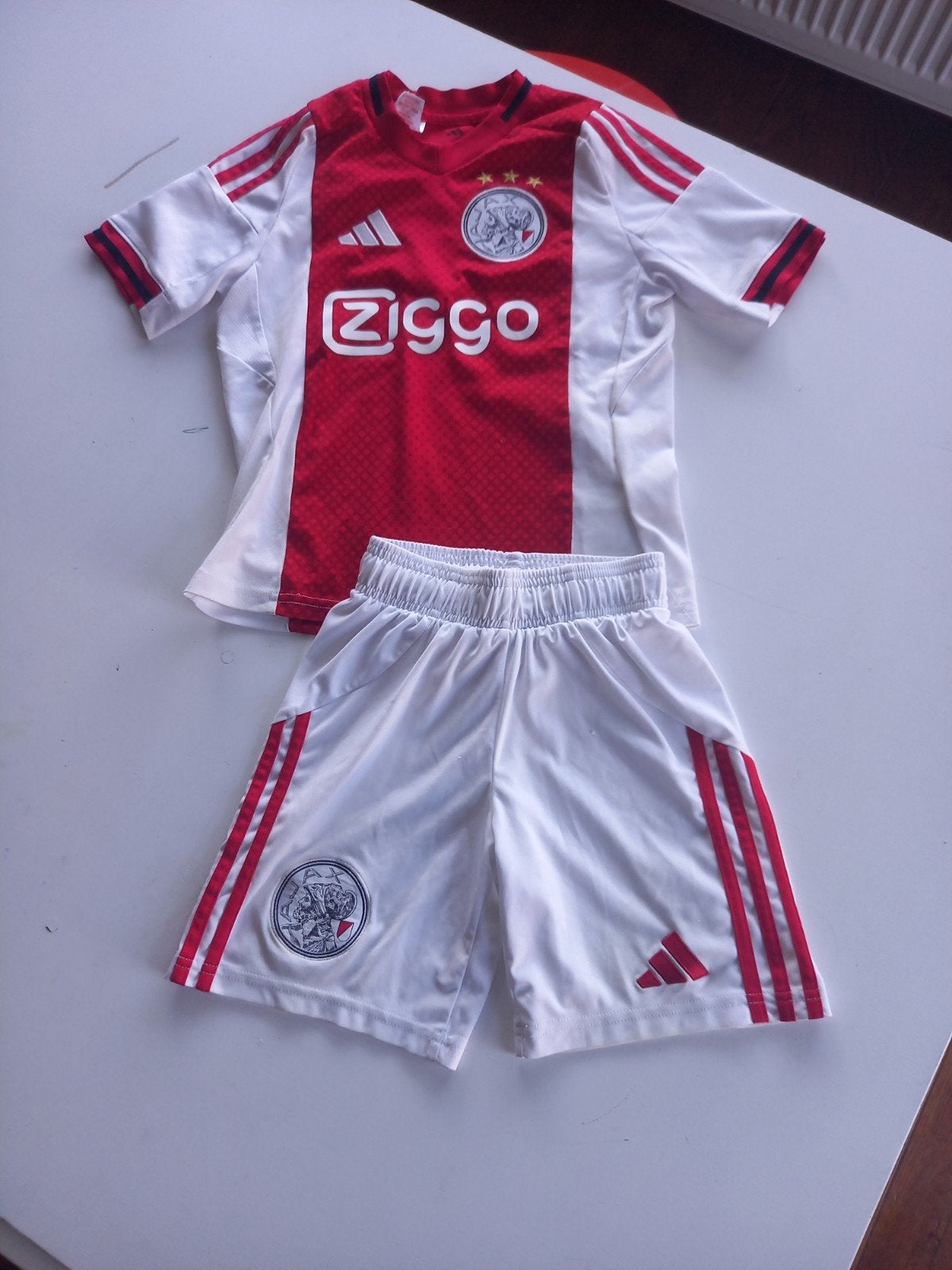 Officiëel Ajax Tenue maat 140, Maat XS of kleiner, Ophalen of Verzenden, Zo goed als nieuw, Set