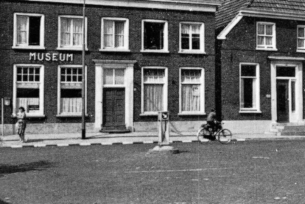 939540 Aalten Markt oude auto Mooie oude kaart Onbeschreven, Ophalen of Verzenden, 1960 tot 1980, Ongelopen, Gelderland