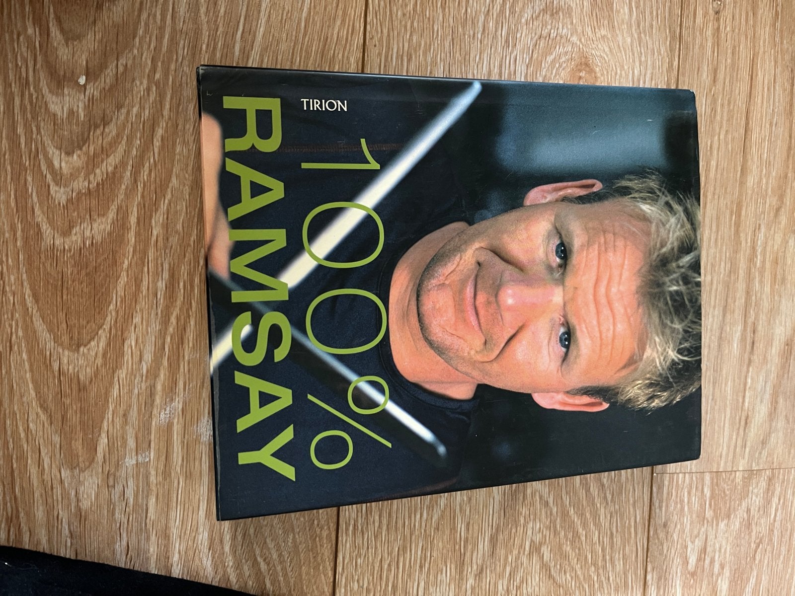 Gordon Ramsay 100% Ramsay kookboek, Boeken, Ophalen of Verzenden, Zo goed als nieuw