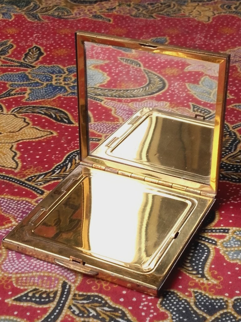 Mooie complete oude compact of poederdoos uit Engeland., Ophalen of Verzenden