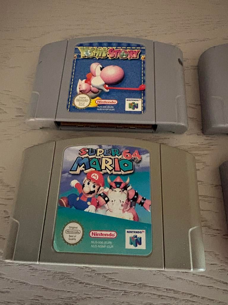 Nintendo 64 Spellen: Super Mario 64, Yoshi's Story, Glover,, Gebruikt, Verzenden, 1 speler, Vanaf 3 jaar