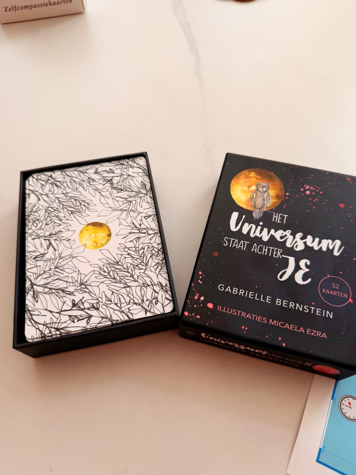 Het Universum Staat Achter Je - Orakelkaarten, Boeken, Ophalen, Zo goed als nieuw, Spiritualiteit algemeen, Overige typen
