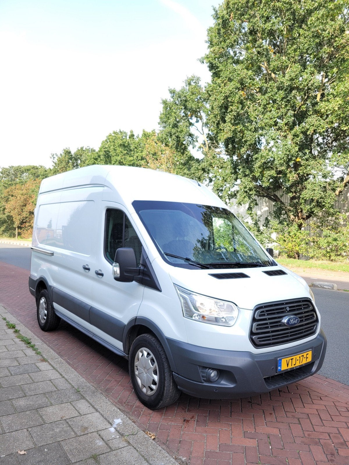 Ford Transit GB 350 L2h3? Tdci 105pk RWD 2018 Wit ex Btw, Auto's, Achterwielaandrijving, 1995 cc, Euro 6, 4 cilinders