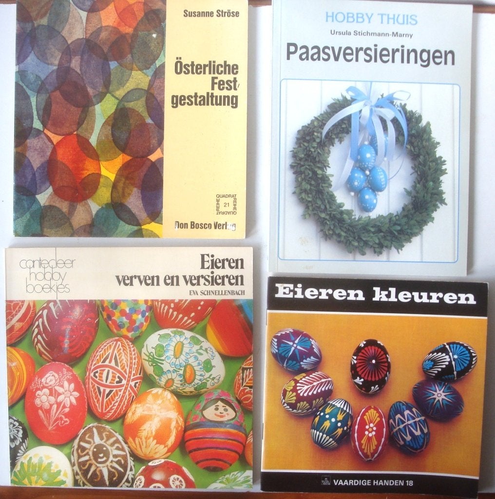 4 boekjes over Paasversieringen en eieren verven, goede staa, Ophalen of Verzenden, Zo goed als nieuw