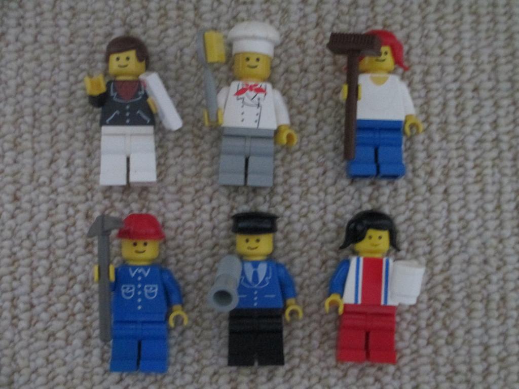 Lego 6302 kok, bouwvakker, dame, heer, postbrief, omroeper, Gebruikt, Lego, Compleet, Ophalen of Verzenden