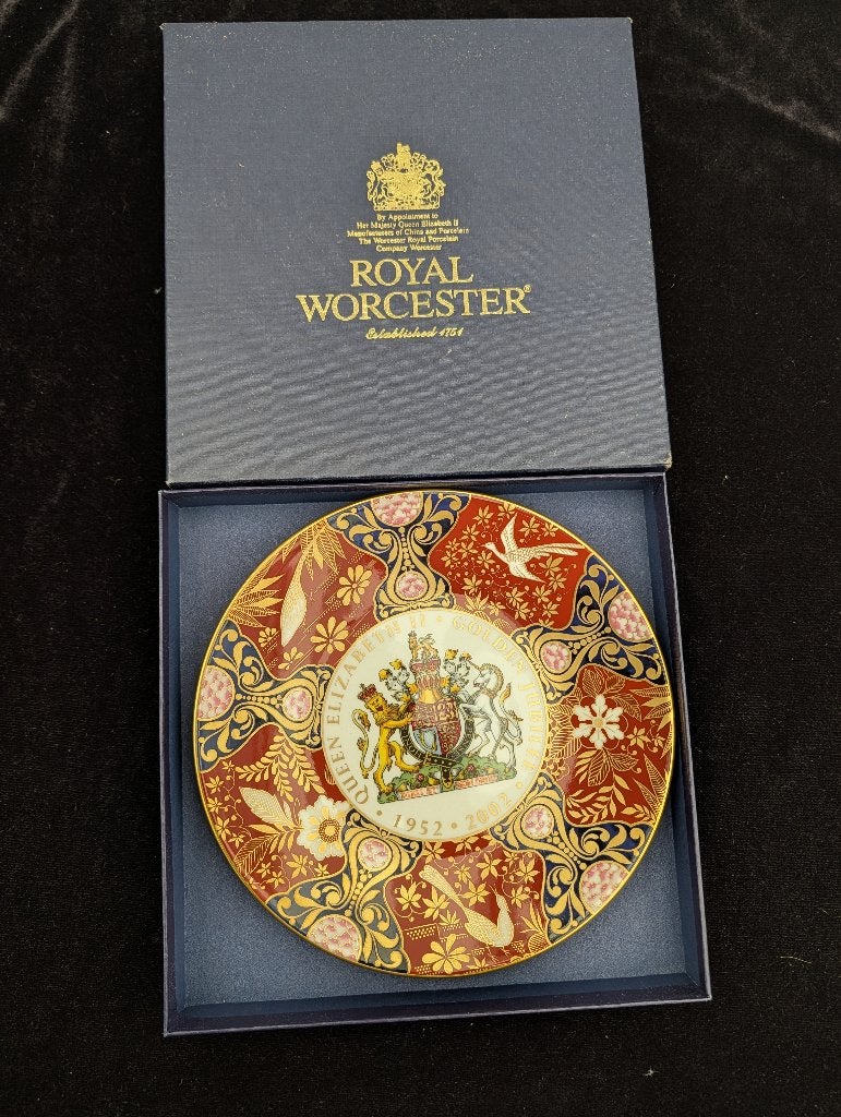 Royal Worcester Queen Elizabeth II Herdenkingsbord bord 2002, Ophalen of Verzenden, Nieuw, Buitenland, Overige typen