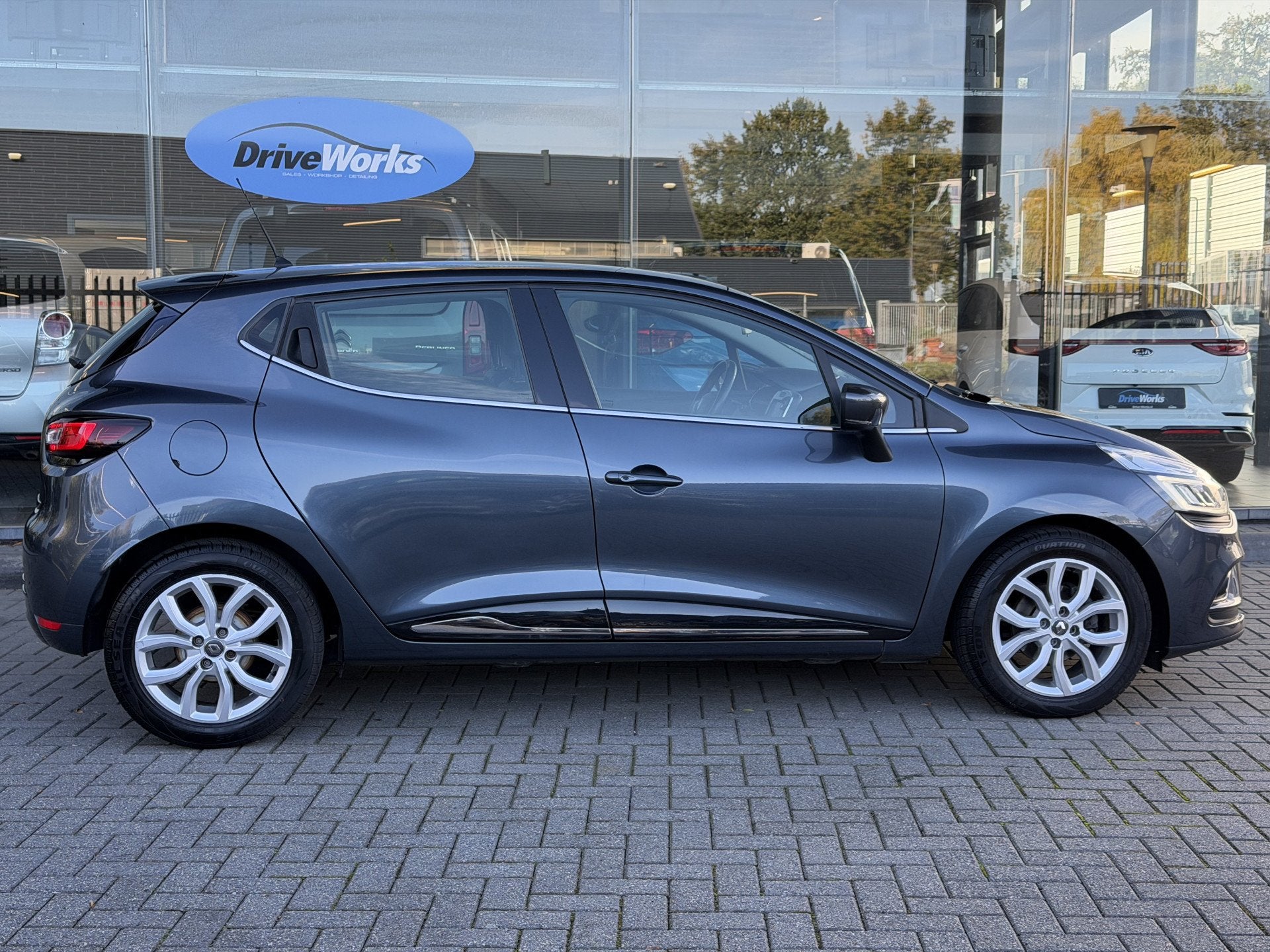 Renault Clio 0.9 TCe Intens Interesse in een bezichtiging of, Auto's, Voorwielaandrijving, 898 cc, Gebruikt, 580 kg