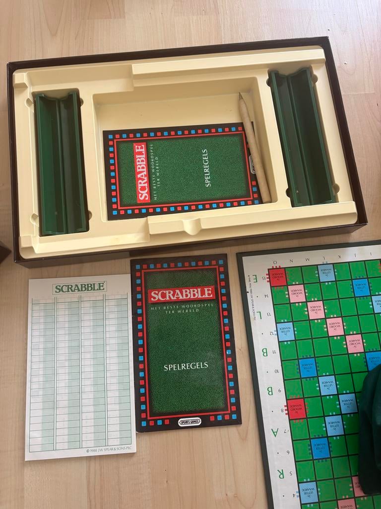 Scrabble Original - Het beste woordspel ter wereld, Drie of vier spelers, Ophalen of Verzenden, Gebruikt