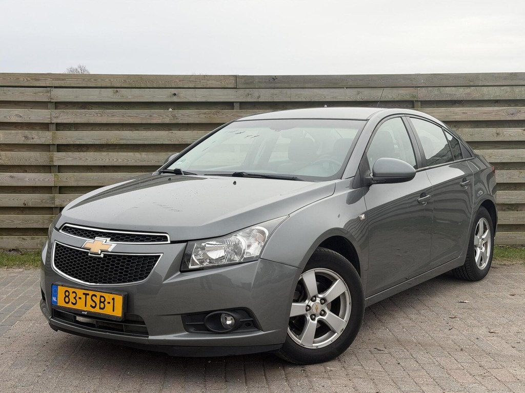 Chevrolet Cruze 1.8 LT Cruise NAP, Voorwielaandrijving, Euro 5, Gebruikt, 4 cilinders
