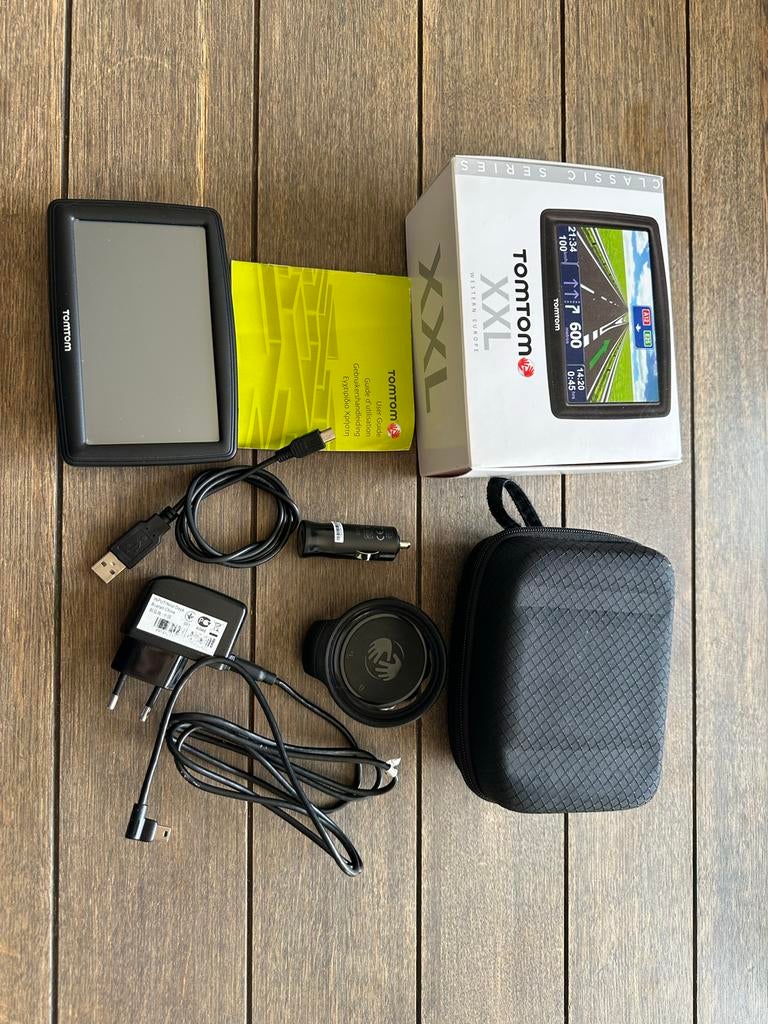 TomTom XXL Classic met complete accessoires en tasje, Ophalen of Verzenden, Gebruikt
