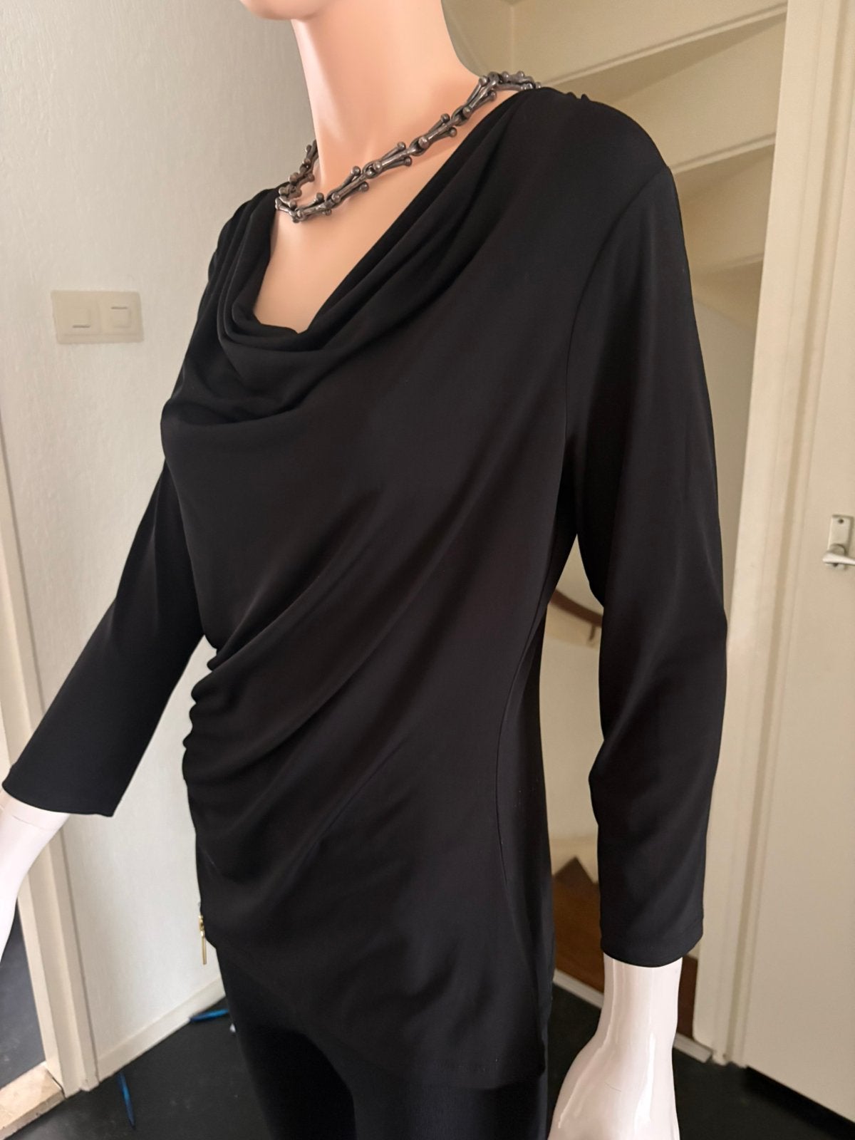 Zwart shirt, top van Michael Kors. Mt.L., Kleding | Dames, Ophalen of Verzenden, Zo goed als nieuw, Maat 42/44 (L), Zwart