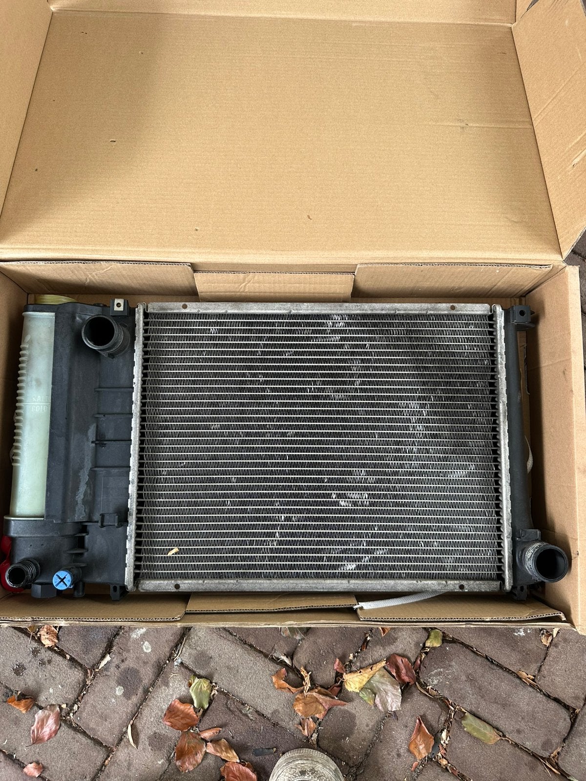 Originele e30 318is radiateur, Ophalen of Verzenden, Gebruikt, BMW