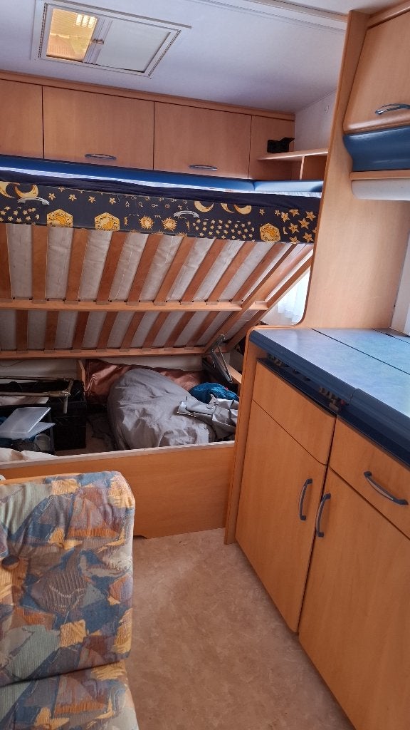 Foto 8 van Hobby 400 SF De Luxe 1998 richtprijs is 4000 euro
