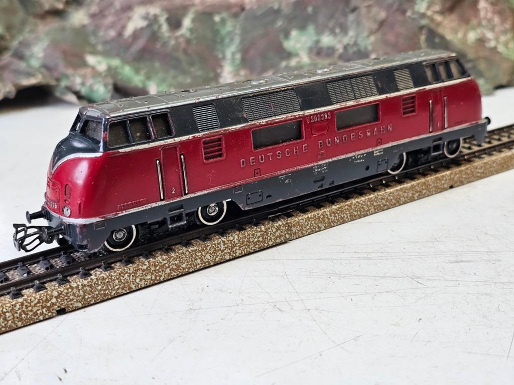 Modeltrein Ho marklin V200 diesellokomotief, getest en ok, Wisselstroom, Gebruikt, Locomotief, Ophalen of Verzenden